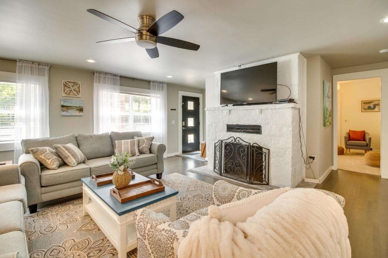 Charming Mountain Home Retreat Walk To Marina! Luaran gambar