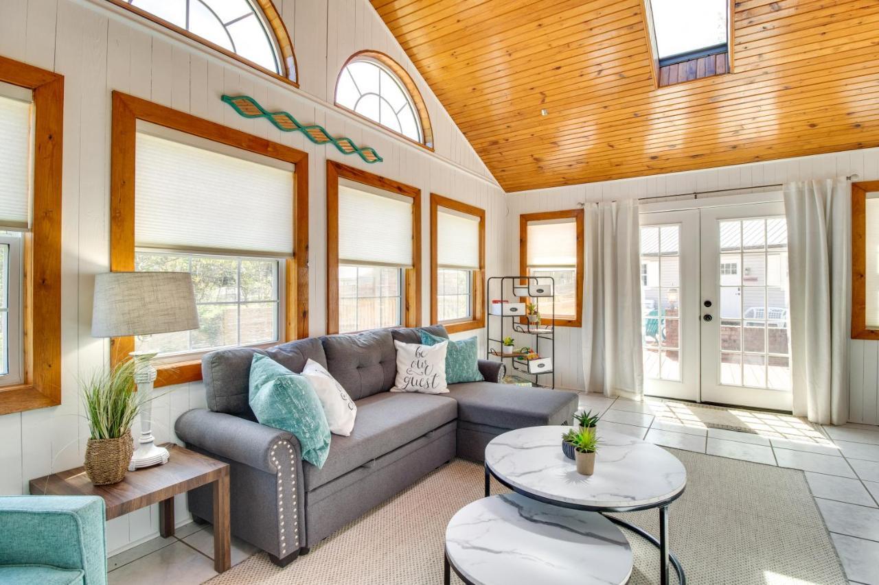 Charming Mountain Home Retreat Walk To Marina! Luaran gambar